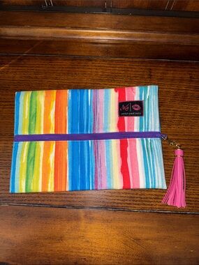 MAKEUP JUNKIE Pouch - Pink Tassel